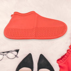 Non-Slip Silicone Waterproof Boot Shoe Cover (Medium Size / 1 Pair / Mix Color)